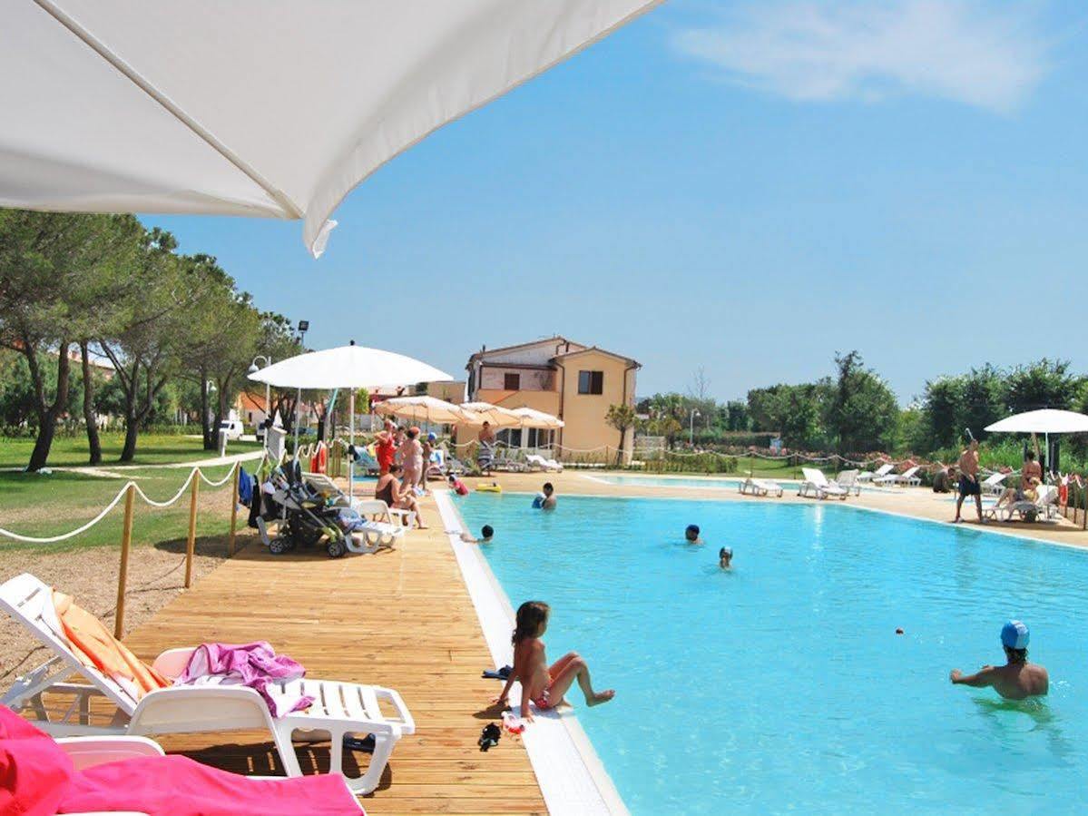 Adamo Ed Eva Resort Numana Luaran gambar